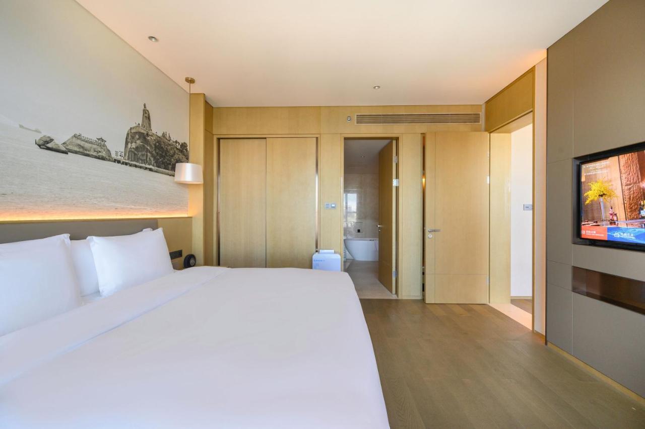 Wyndham Grand Plaza Royale Yuzhou Xiamen Wuyuan Bay Hotell Exteriör bild