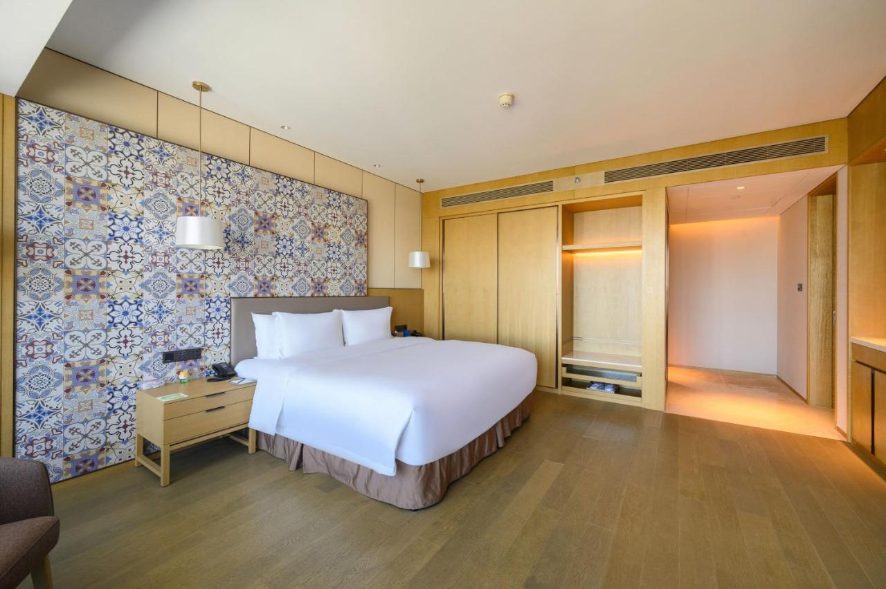 Wyndham Grand Plaza Royale Yuzhou Xiamen Wuyuan Bay Hotell Exteriör bild
