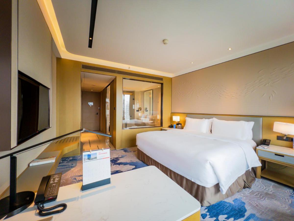 Wyndham Grand Plaza Royale Yuzhou Xiamen Wuyuan Bay Hotell Exteriör bild