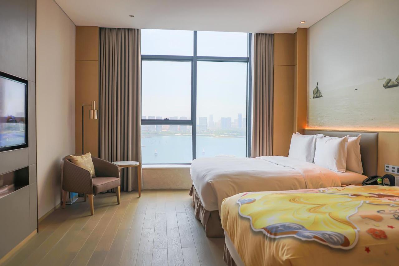 Wyndham Grand Plaza Royale Yuzhou Xiamen Wuyuan Bay Hotell Exteriör bild