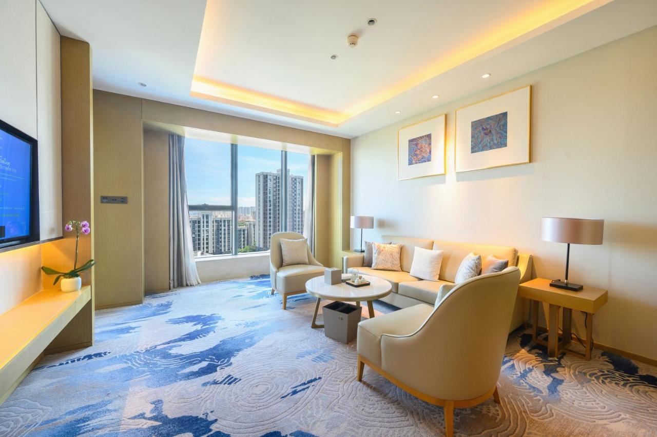 Wyndham Grand Plaza Royale Yuzhou Xiamen Wuyuan Bay Hotell Exteriör bild