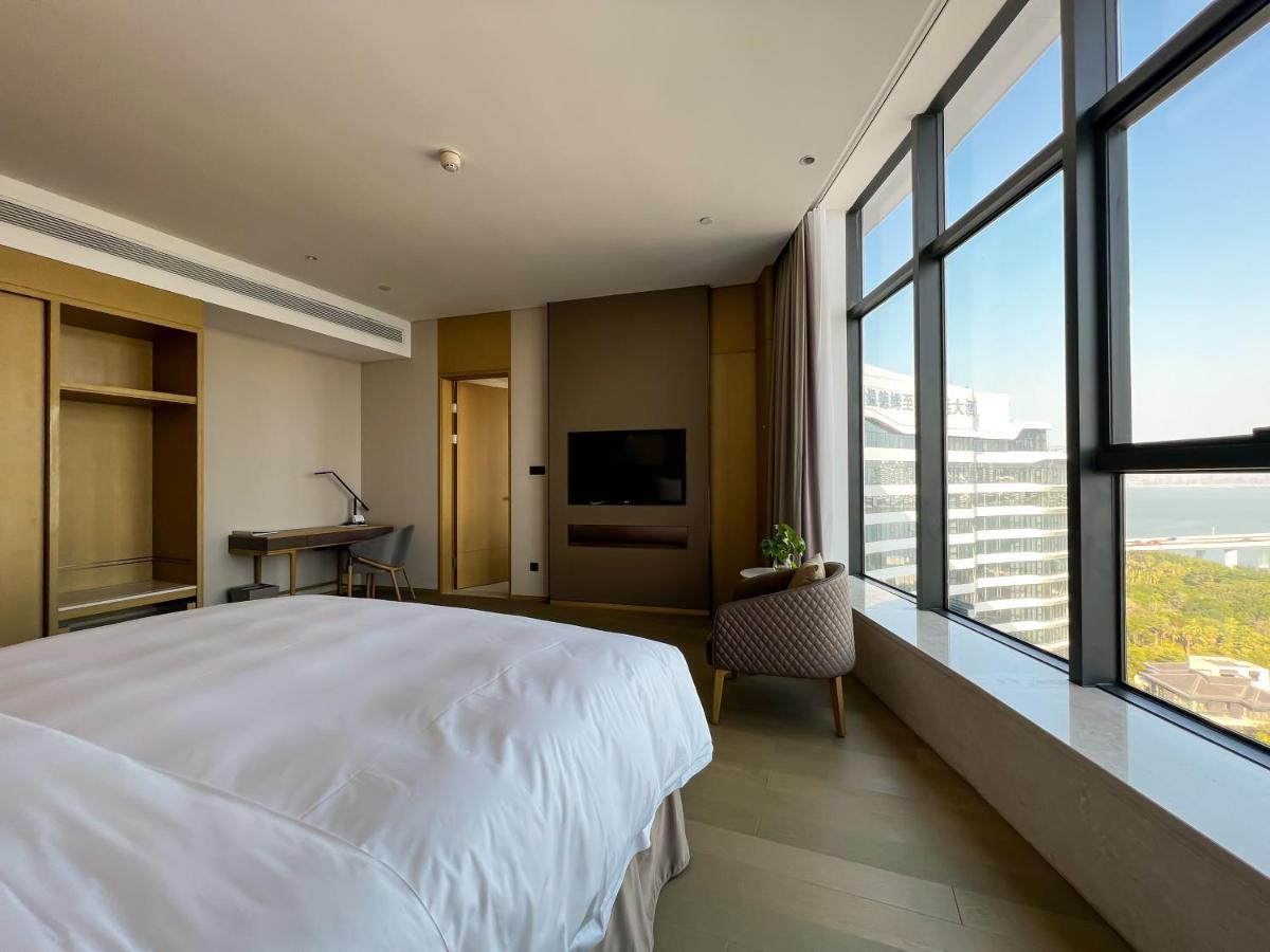Wyndham Grand Plaza Royale Yuzhou Xiamen Wuyuan Bay Hotell Exteriör bild