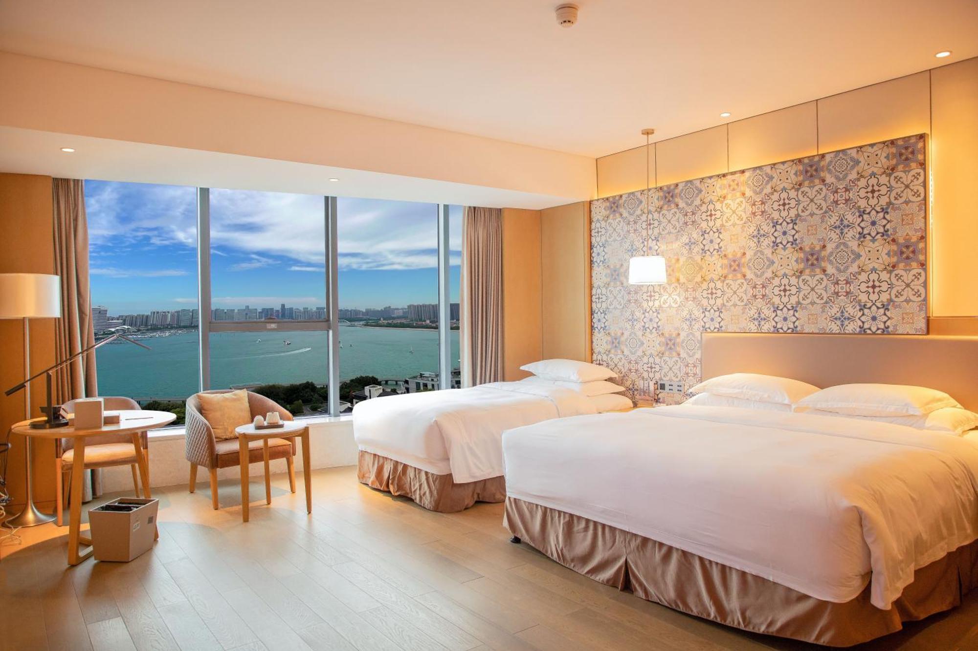 Wyndham Grand Plaza Royale Yuzhou Xiamen Wuyuan Bay Hotell Exteriör bild