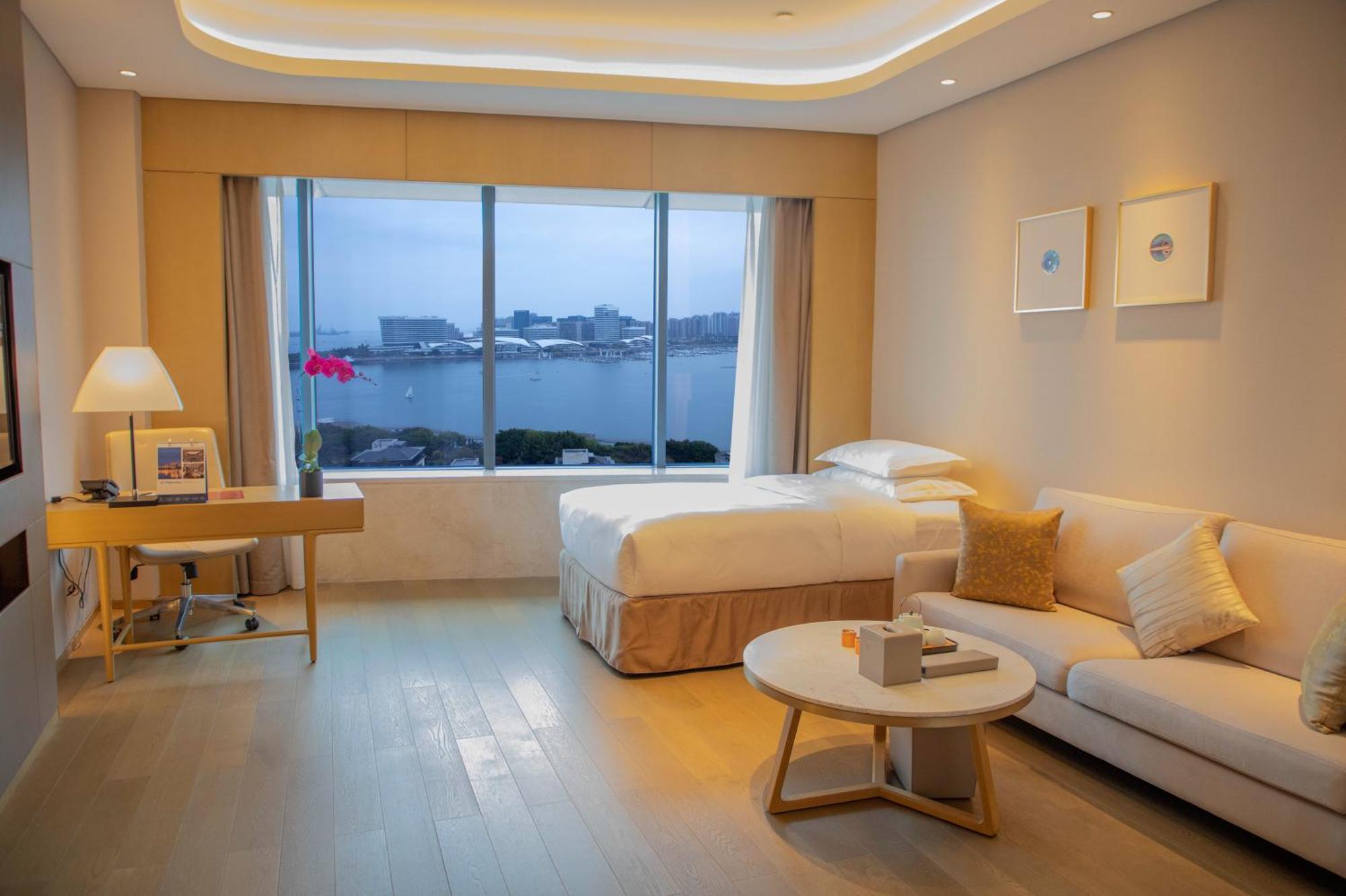 Wyndham Grand Plaza Royale Yuzhou Xiamen Wuyuan Bay Hotell Exteriör bild